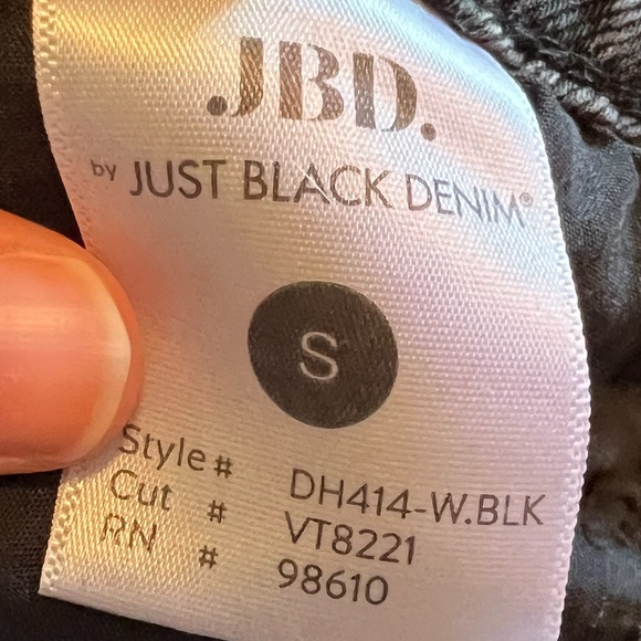 Just Black Denim Distressed Raw Hem Black Denim Shorts - Picture 3 of 4